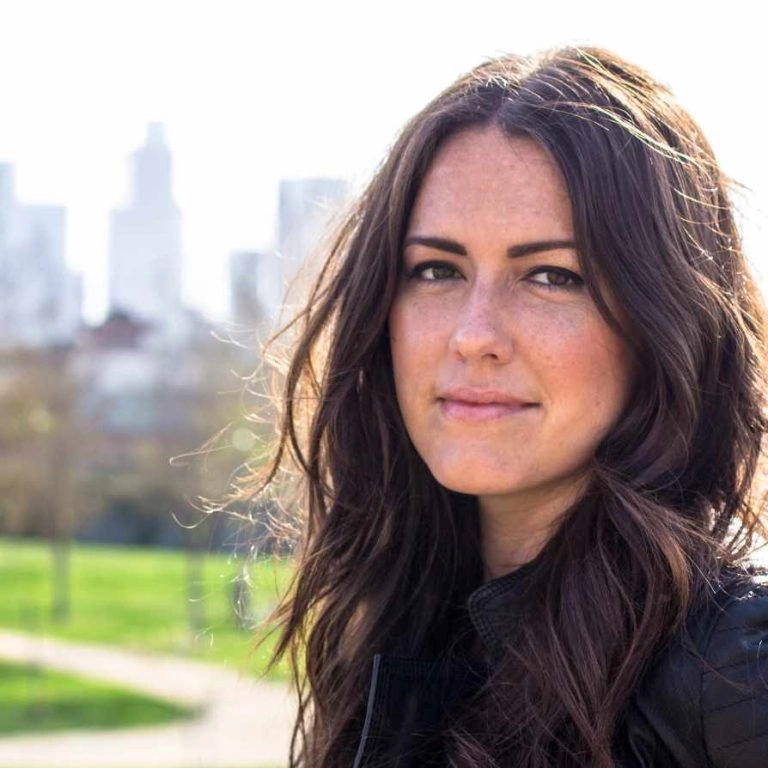 Lindsay-Mattingly-website-768x768